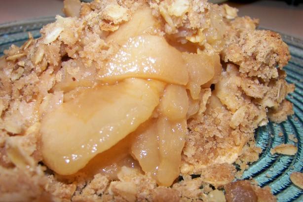 Ila's Apple Crisp. Photo by Baby Kato