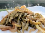 Green Beans With Caramelized Red Onions