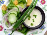 Romaine Salad With a Creamy Dill Dressing