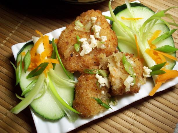 Deep-Fried Shrimp Cakes (Taud Man Goong). Photo by "Ratalouille"
