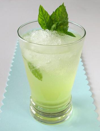 Mint Limonada. Photo by Calee