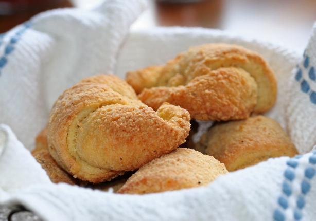 Parmesan Crescent Rolls. Photo by sloe cooker