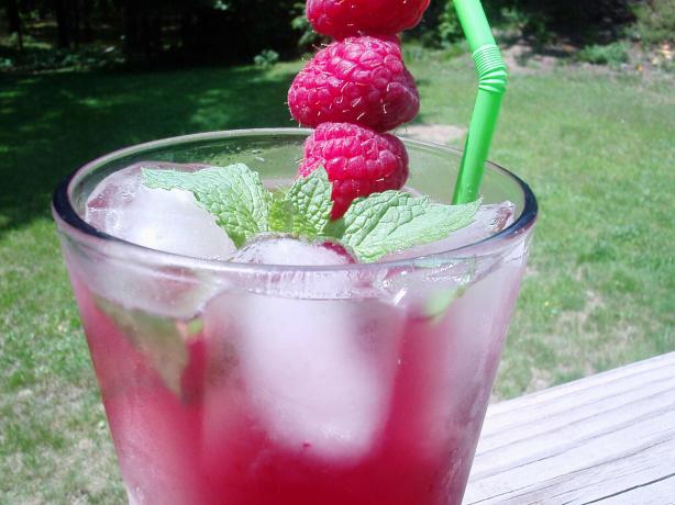 Pink Mojito. Photo by Kim127