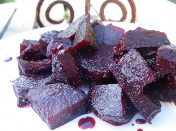 Baked Beets With Balsamic Vinegar. Photo by sassafrasnanc