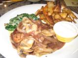 Burgers Au Poivre With Potato Wedges