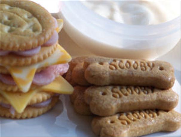 Scooby's Yogurt Dip (Lunch Box Surprise). Photo by NcMysteryShopper