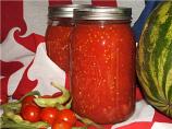 Crushed Tomatoes (Canning). Photo by Antifreesz