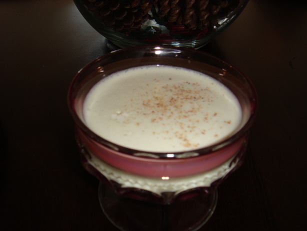 Ponche Alexander (Alexander Eggnog). Photo by Kitty Kat Cook