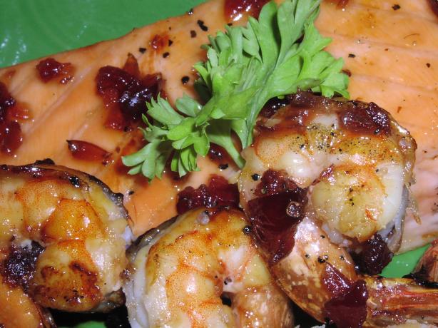 Red Lobster Maple-Glazed Salmon & Shrimp. Photo by TeresaS
