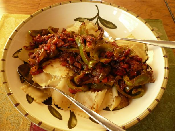 Ravioli With Garlic, Peppers and Tomatoes. Photo by CaliforniaJan