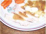 Moist and Tender Turkey With Gravy