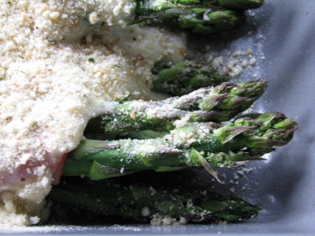 Cheesy Asparagus And Ham. Photo by iris5555