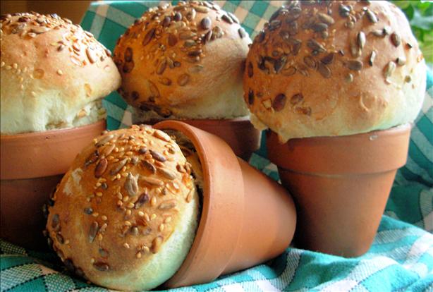 Rustic Flower Pot Bread Loaves or Bread  Rolls. Photo by French Tart