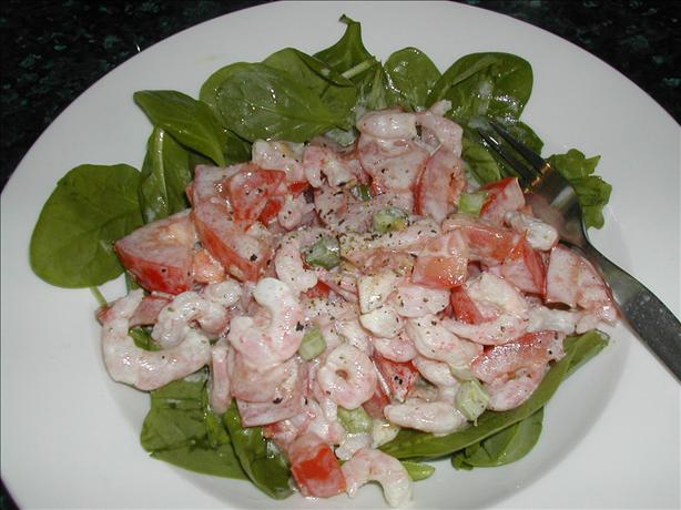 Tomato, Prawn and Spinach Salad (Low Gi). Photo by Syrinx