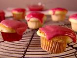 Mascarpone Cupcakes With Strawberry Glaze. Photo by Ewalla