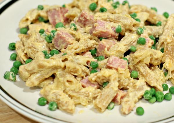 Cheesy Ham-Penne Casserole. Photo by CulinaryExplorer