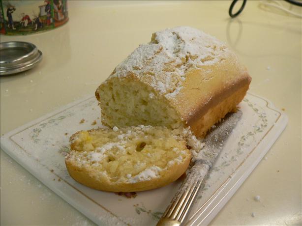Spanish Lemon Cake. Photo by klapauciusbb