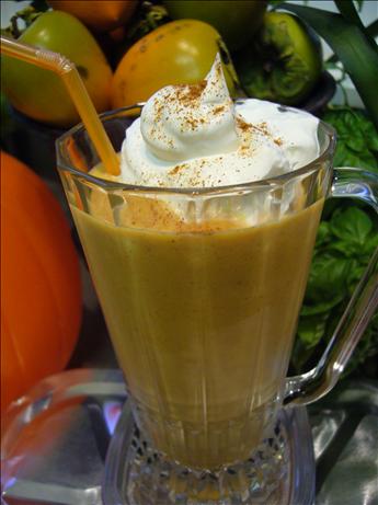 Super Pumpkin Pie Smoothie. Photo by cookiedog