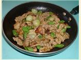 Pork and Mushroom Coriander Stir Fry