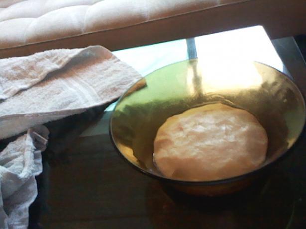 Basic Pizza Dough. Photo by foooddd