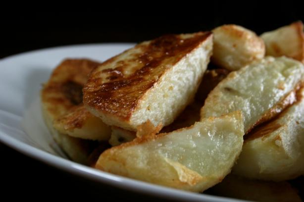 Perfect Roasties - Roast Potatoes for English Sunday Lunch. Photo by Chef floWer