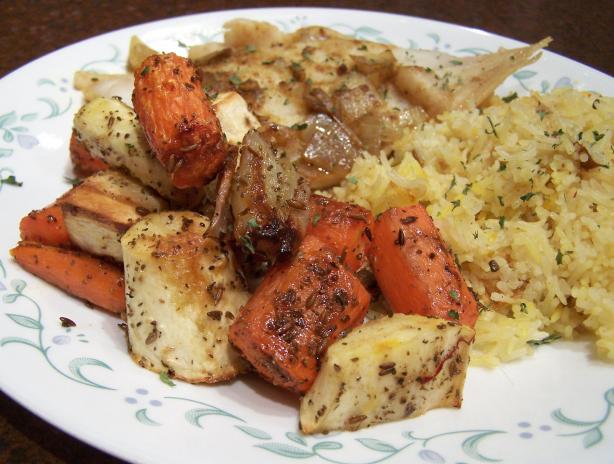 Festive Honey-Glazed Roasted Root Vegetables With Saffron. Photo by Rita~