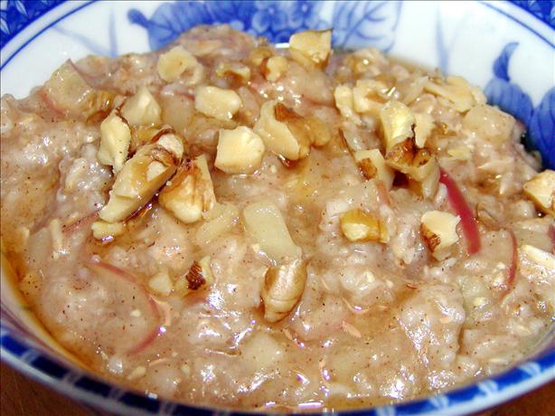 Cinnamon-Apple Oatmeal. Photo by Rita~