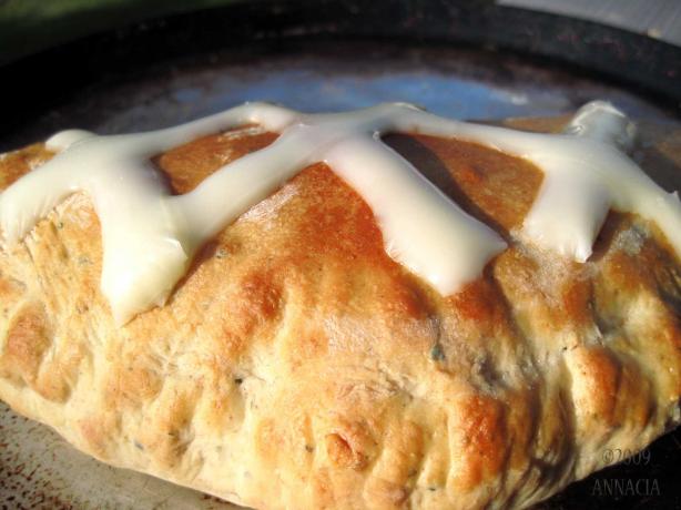 Italian Herb Bread for the Breadmaker. Photo by Annacia