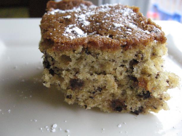 Cinnamon Banana Chocolate Chip Cake. Photo by scancan