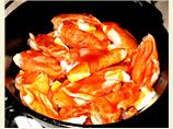 Dutch Oven Hot Peglegs and Wings (Chicken). Photo by Bone Man