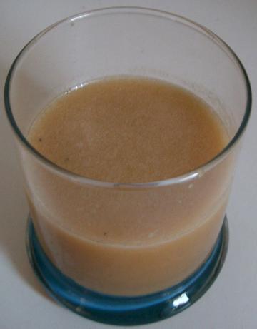 Lemony Vinaigrette. Photo by Sonya01