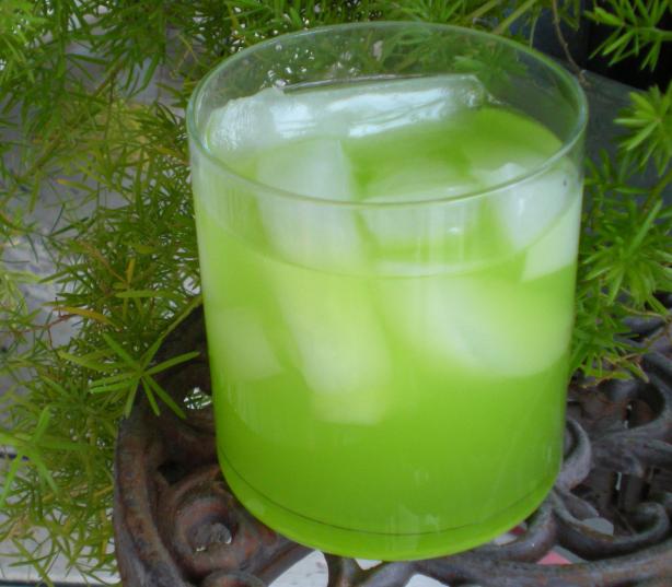 Midori Lemonade. Photo by Mama's Kitchen (Hope)