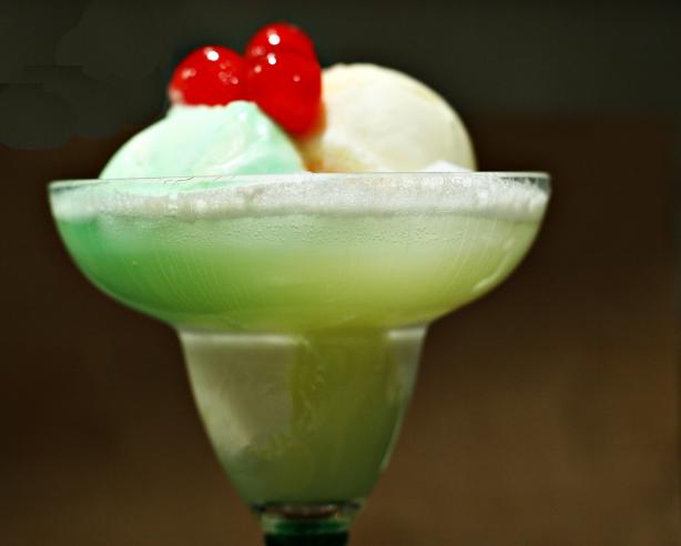 2bleu's Margarita Ice Cream and Sherbet Fizz (Virgin). Photo by CulinaryExplorer