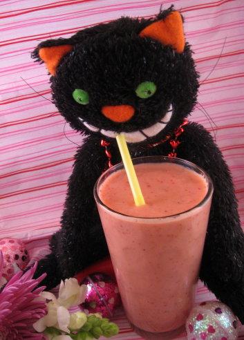 Pango-Berry Smoothie. Photo by Engrossed