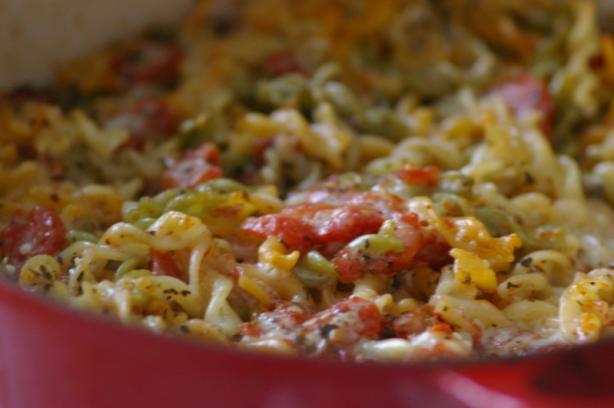 Three Cheese Macaroni and Tomatoes. Photo by Redsie