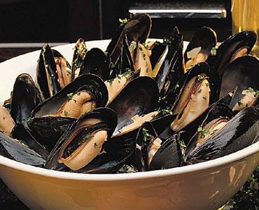 Olive Garden Mussels Di Napoli. Photo by miss_fire