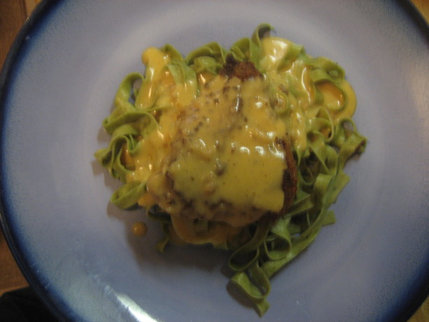 Chicken With Cheese Sauce. Photo by Bling Lady