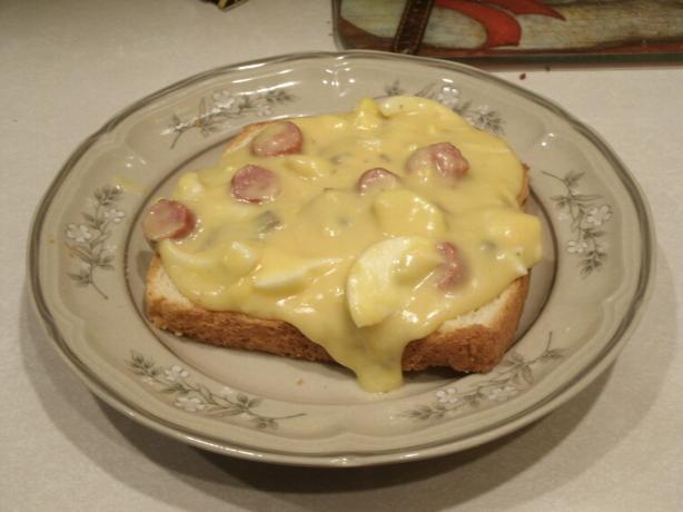 Crock Pot Eggs Benedict. Photo by Catnip46