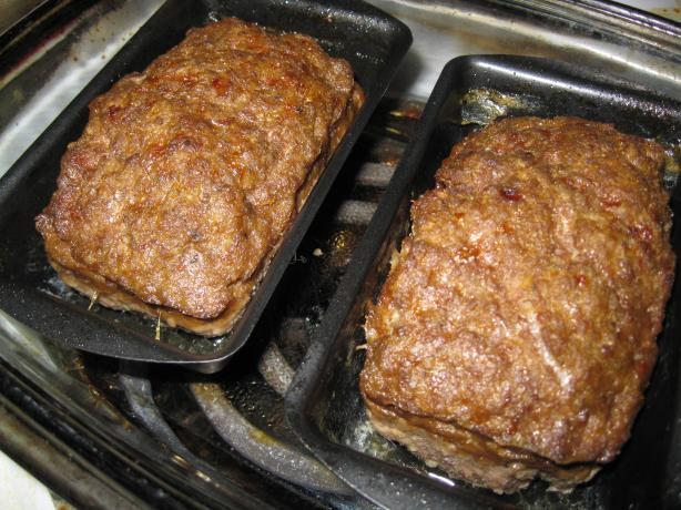 Greek Meatloaf. Photo by threeovens