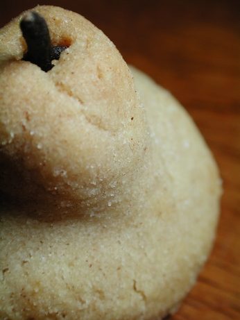 Cinnamon Almond Shortbread Pear. Photo by Chef floWer