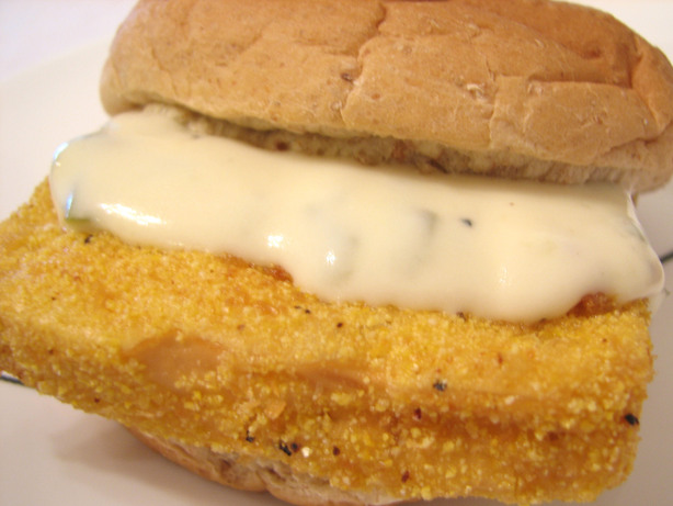 Easy Tofu Fillet Sandwich With Tartar Sauce. Photo by vigilant20