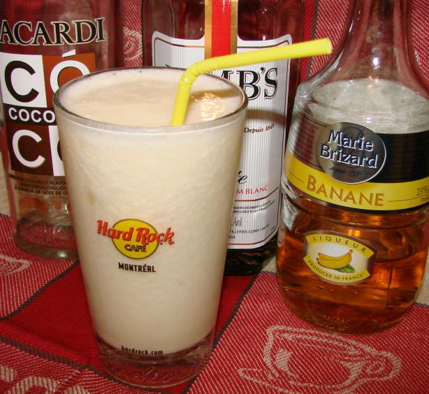 Aussie Banana Colada Cocktail. Photo by Boomette