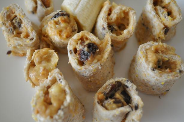 Peanut Butter, Banana and Sultanas Sandwiches or Pinwheel Style. Photo by I'mPat