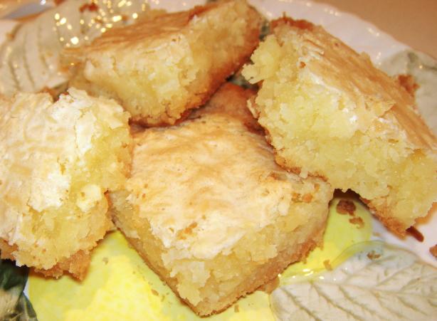 Lemon Squares. Photo by Elly in Canada