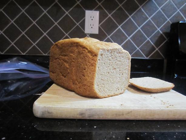 Spelt Bread (Bread Machine). Photo by Farzana