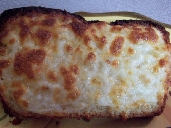 Cheesy Garlic Bread. Photo by SweetsLady
