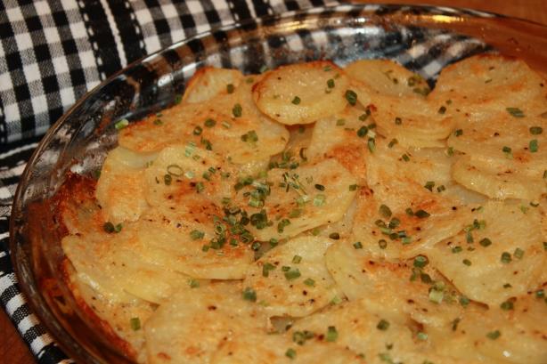 Golden Parmesan Potatoes. Photo by Pink_Diamond