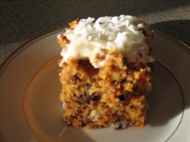 Baby Food Pineapple Coconut Carrot Cake. Photo by MasakoHI