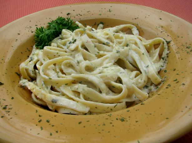 Creamy Baked Asiago-Gouda Fettuccine. Photo by lazyme