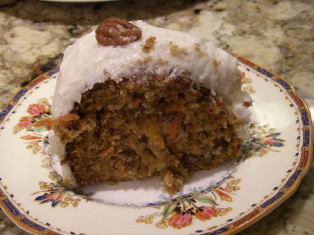 Honey Pecan Carrot Cake. Photo by puppitypup